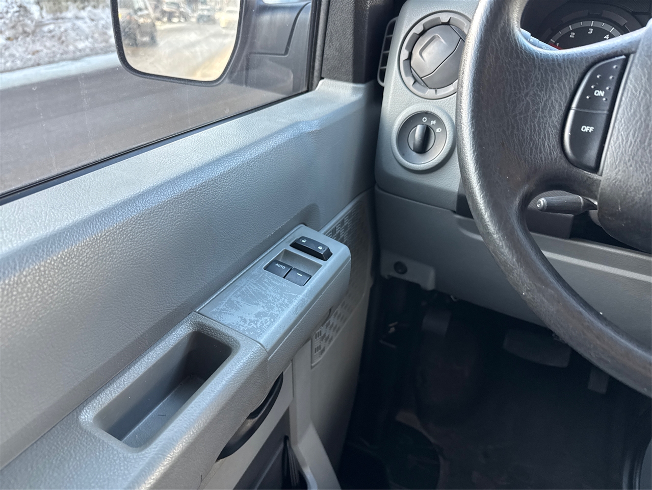 Ford Econoline Wagon E-350 Super Duty Ext XL 2010