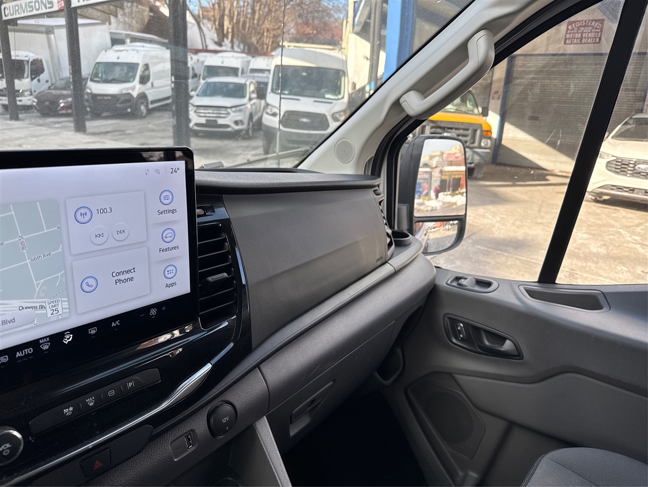 Ford Transit Passenger Wagon T-350 148" Low Roof XLT RWD 2025