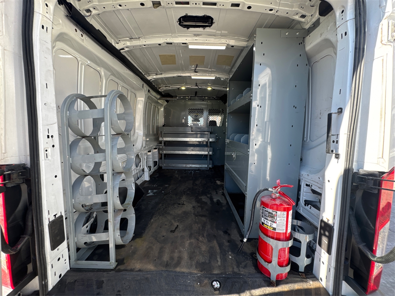 Ford Transit Van T-350 148" Med Rf 9500 GVWR Sliding RH Dr 2017