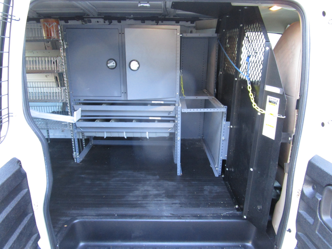 Chevrolet Express Cargo Van RWD 2500 135" 2011