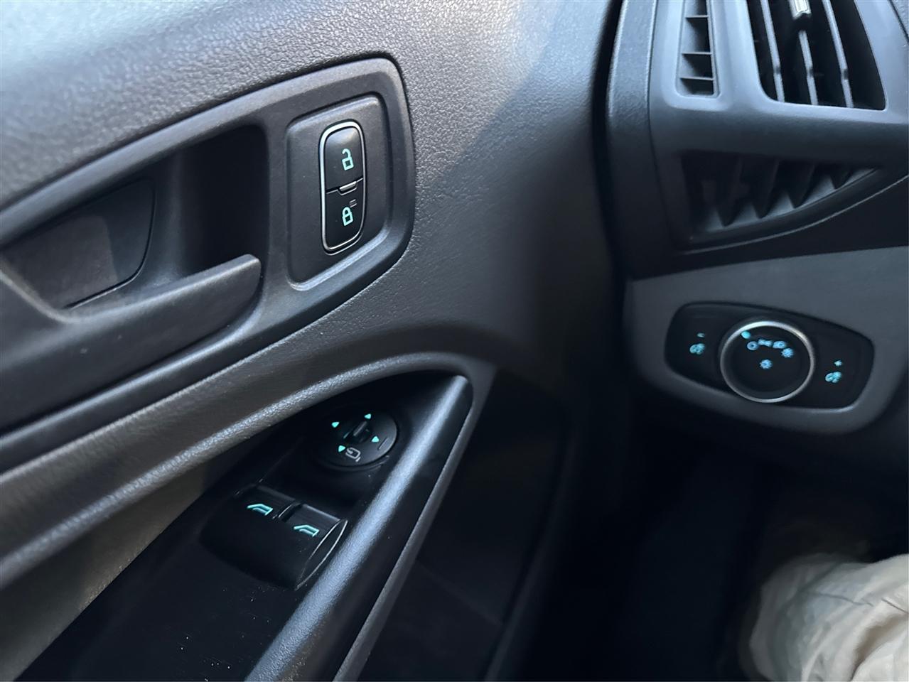 Ford Transit Connect Van XL LWB w/Rear Symmetrical Doors 2021