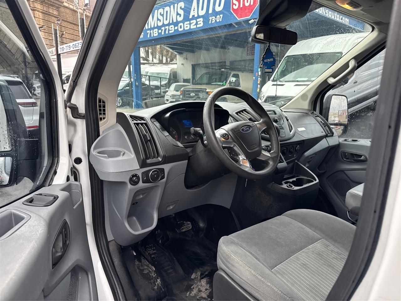 Ford Transit Passenger Wagon T-350 148" Med Roof XLT Sliding RH Dr 2018