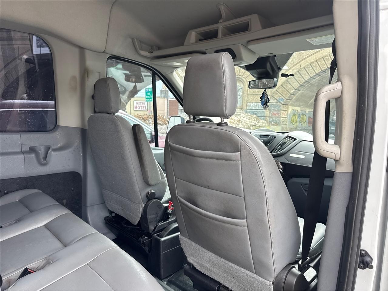 Ford Transit Passenger Wagon T-350 148" Med Roof XLT Sliding RH Dr 2018