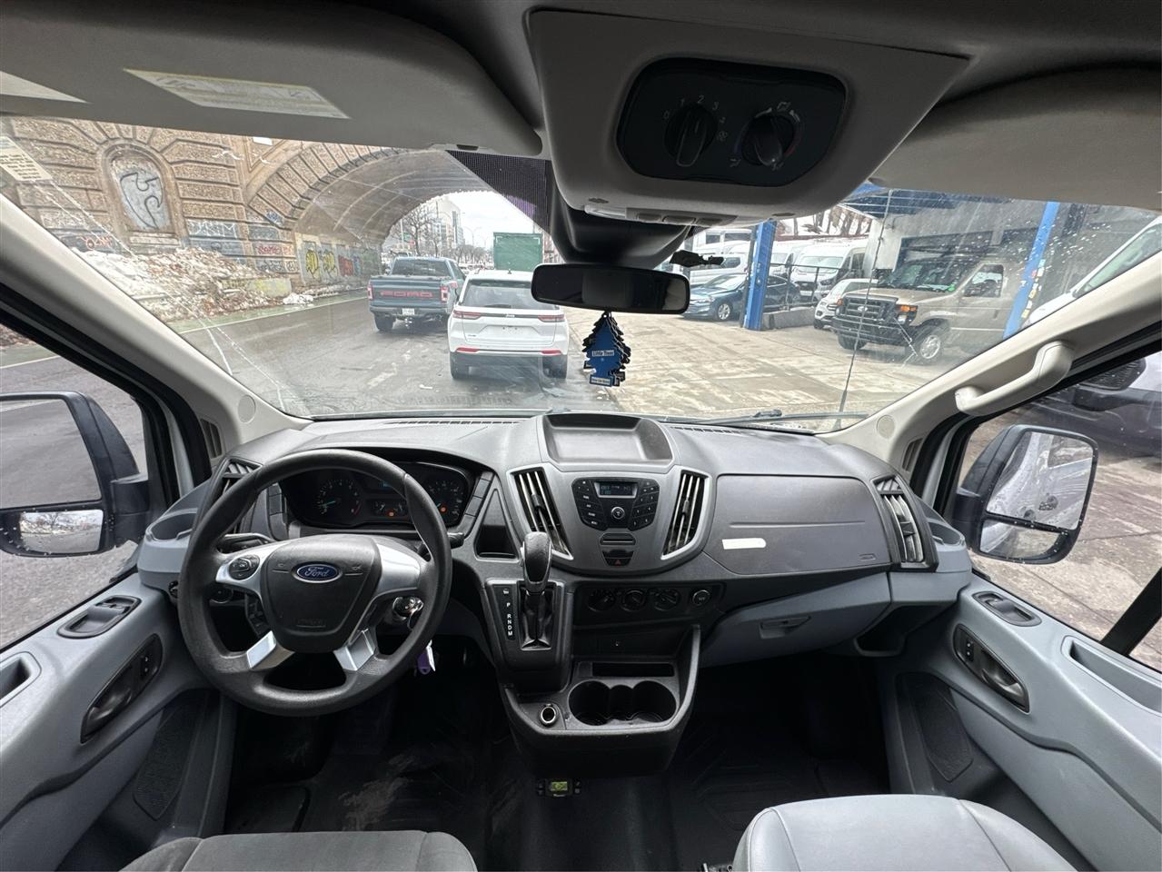 Ford Transit Passenger Wagon T-350 148" Med Roof XLT Sliding RH Dr 2018