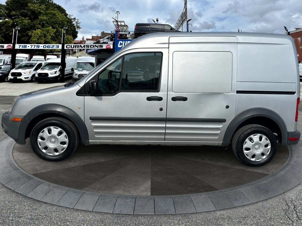 Ford Transit Connect 114.6" XL w/o side or rear door glass 2012