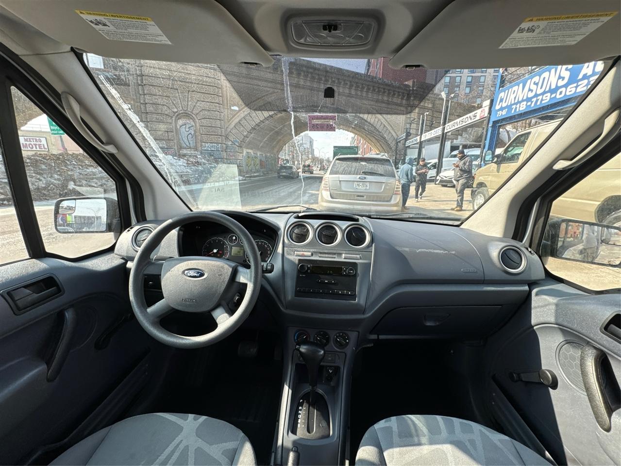 Ford Transit Connect 114.6" XL w/o side or rear door glass 2012