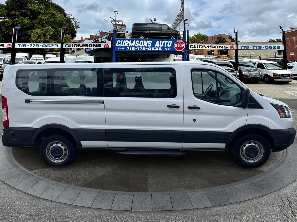 Ford Transit Wagon T-350 148" Low Roof XLT Sliding RH Dr 2017