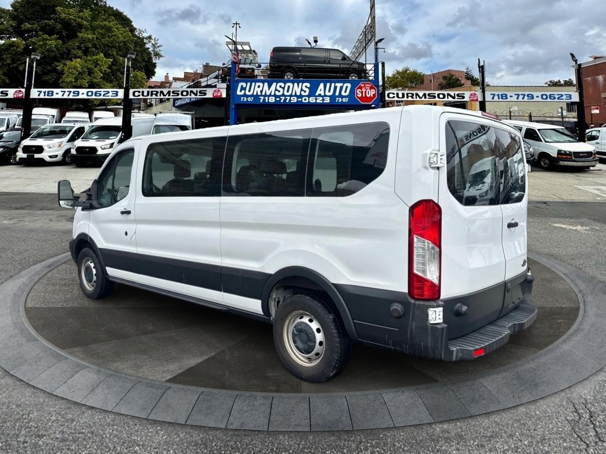 Ford Transit Wagon T-350 148" Low Roof XLT Sliding RH Dr 2017