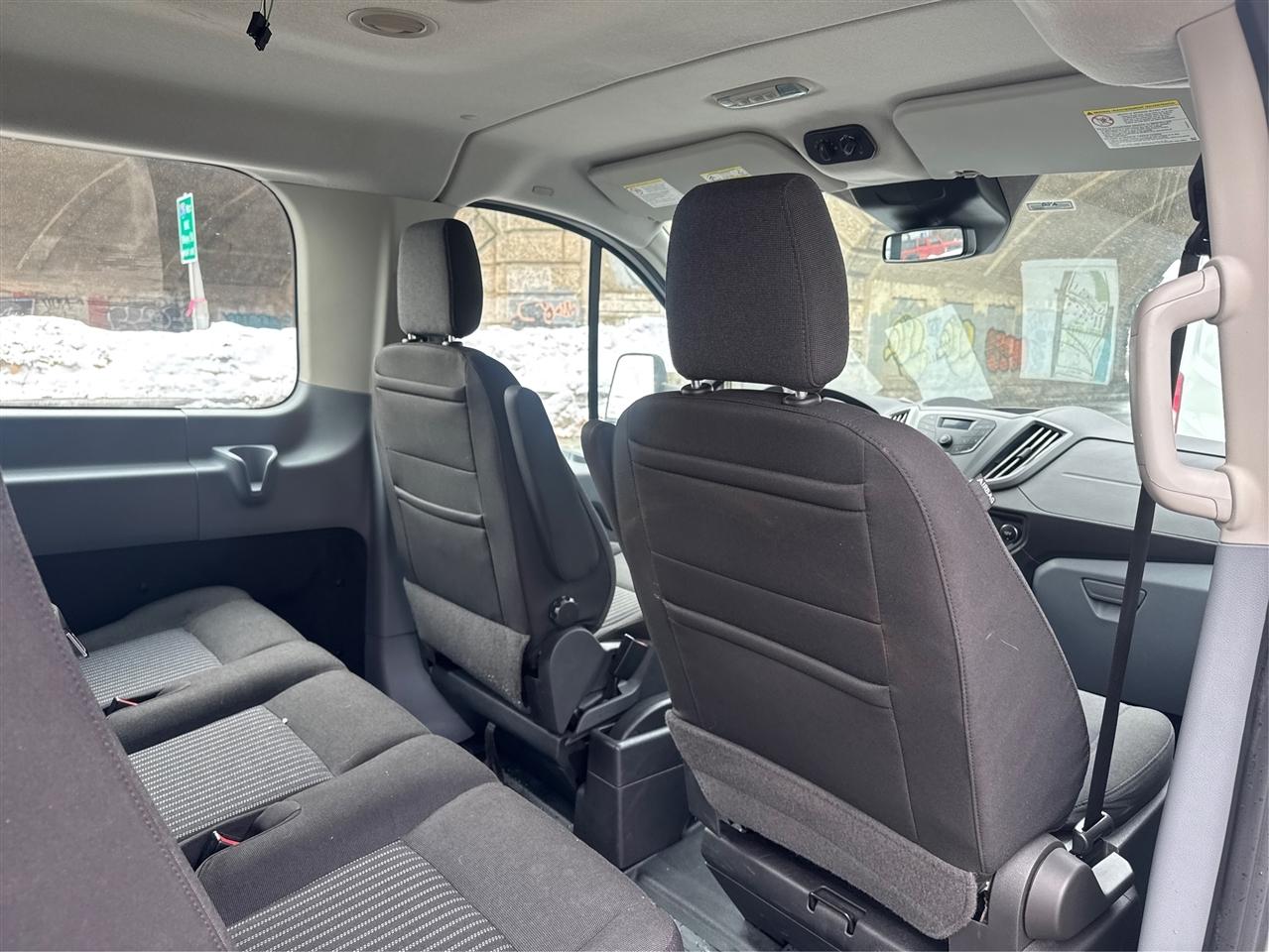 Ford Transit Wagon T-350 148" Low Roof XLT Sliding RH Dr 2017