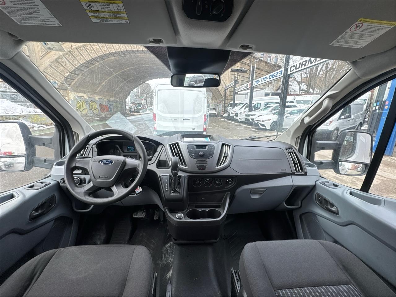 Ford Transit Wagon T-350 148" Low Roof XLT Sliding RH Dr 2017