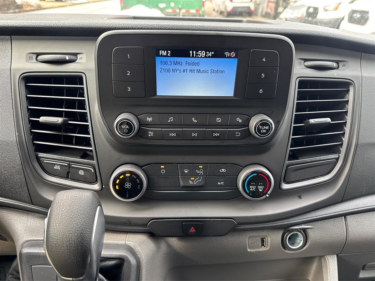 Ford Transit Cargo Van T-250 148" Med Rf 9070 GVWR RWD 2025