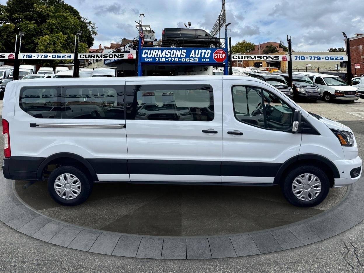 Ford Transit Passenger Wagon T-350 148" Low Roof XLT RWD 2025