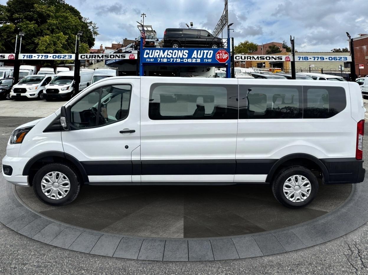 Ford Transit Passenger Wagon T-350 148" Low Roof XLT RWD 2025