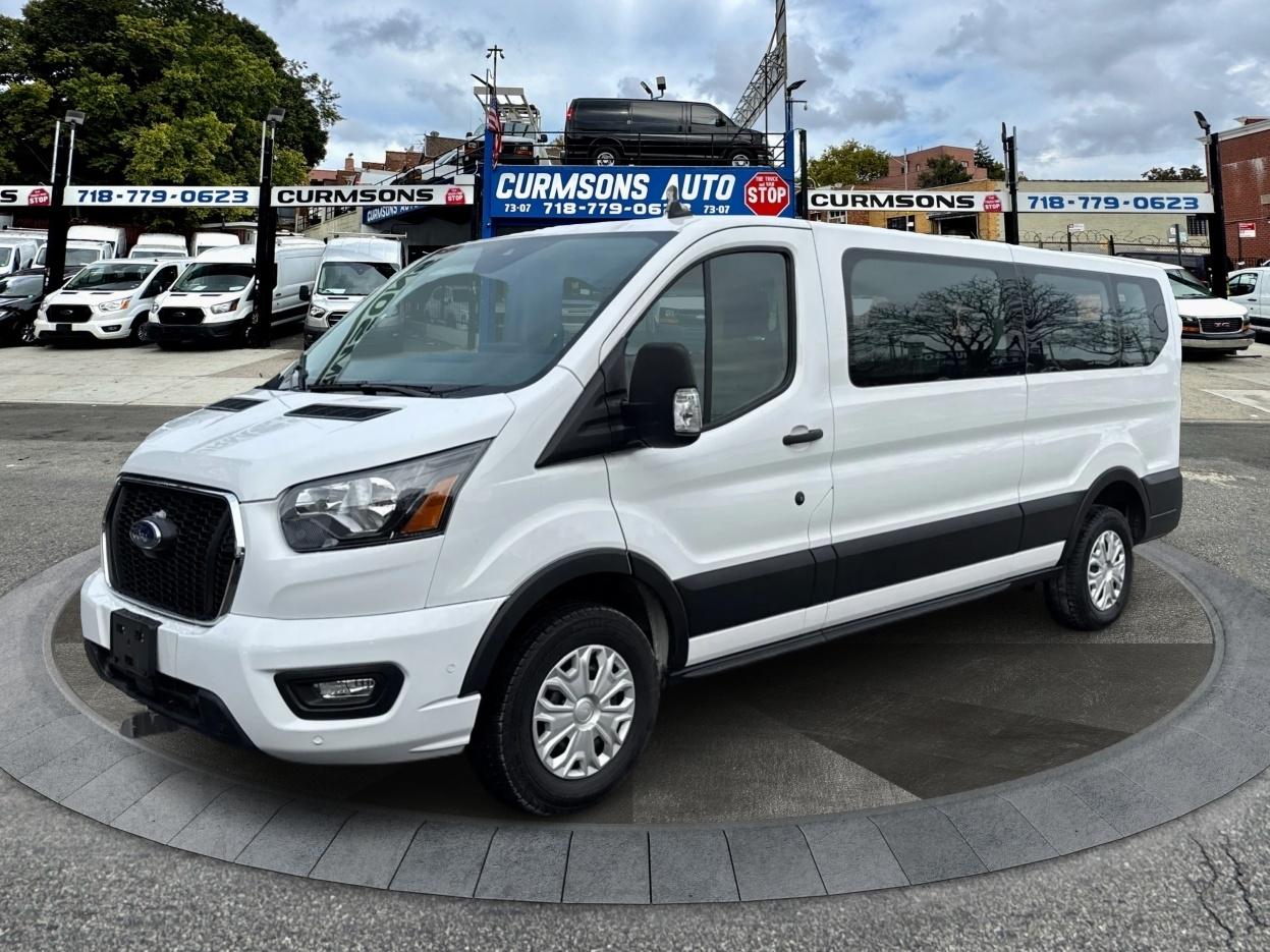 Ford Transit Passenger Wagon T-350 148" Low Roof XLT RWD 2025