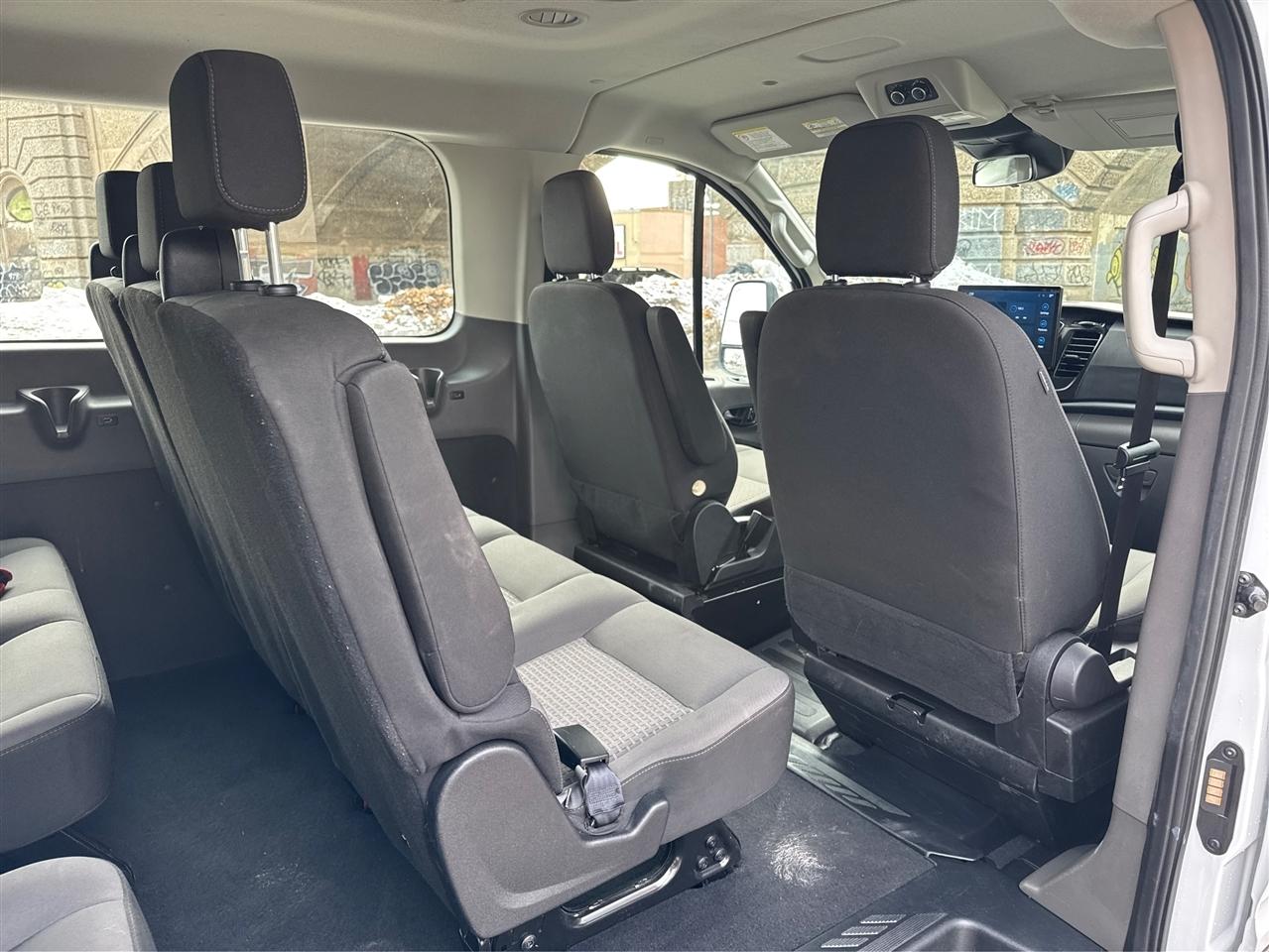 Ford Transit Passenger Wagon T-350 148" Low Roof XLT RWD 2025