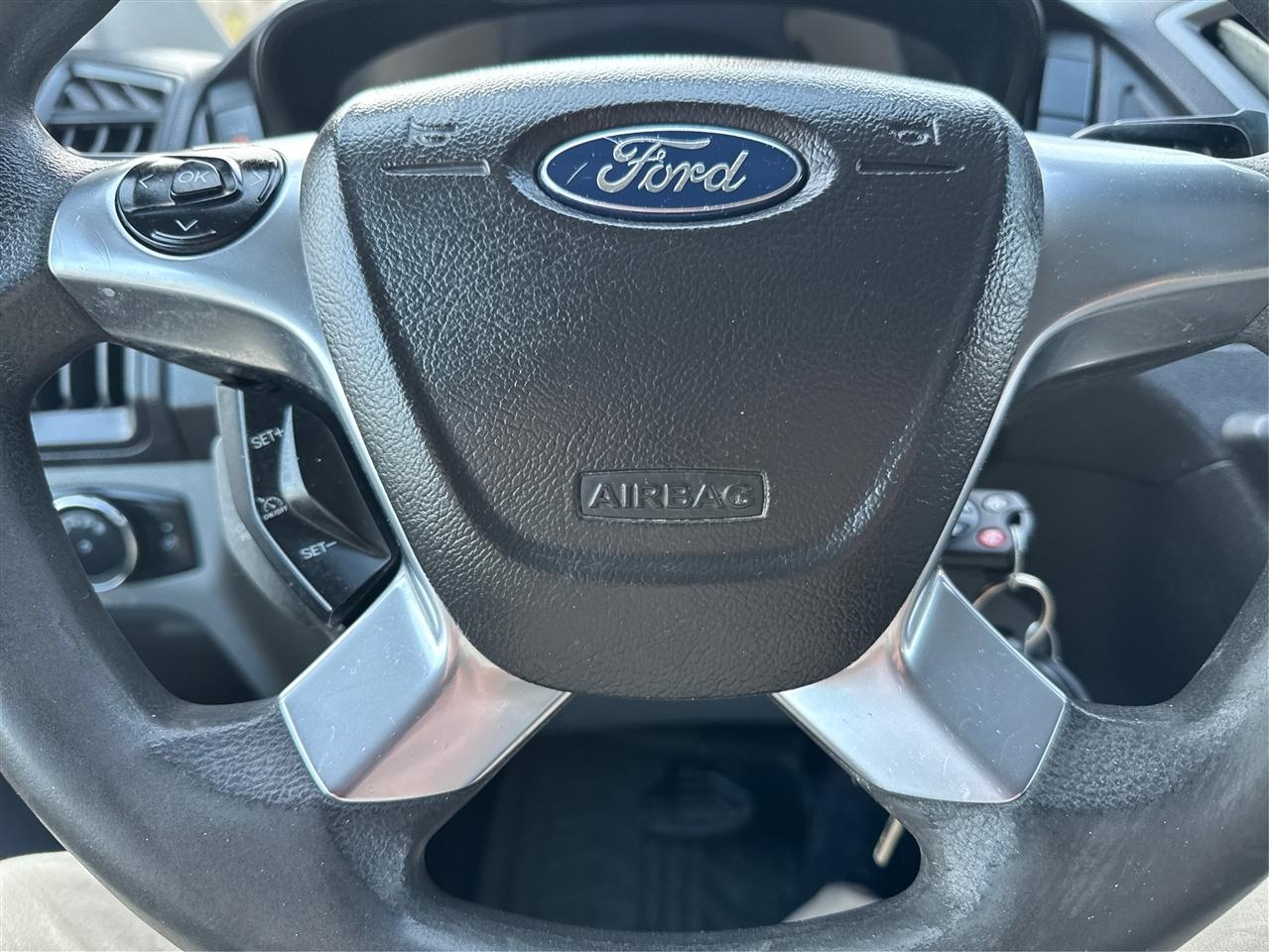 Ford Transit Wagon T-150 130" Low Roof XLT Swing-Out RH Dr 2017