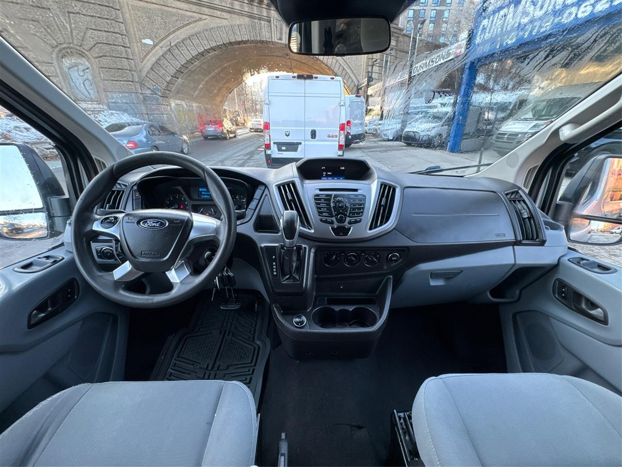 Ford Transit Wagon T-150 130" Low Roof XLT Swing-Out RH Dr 2017