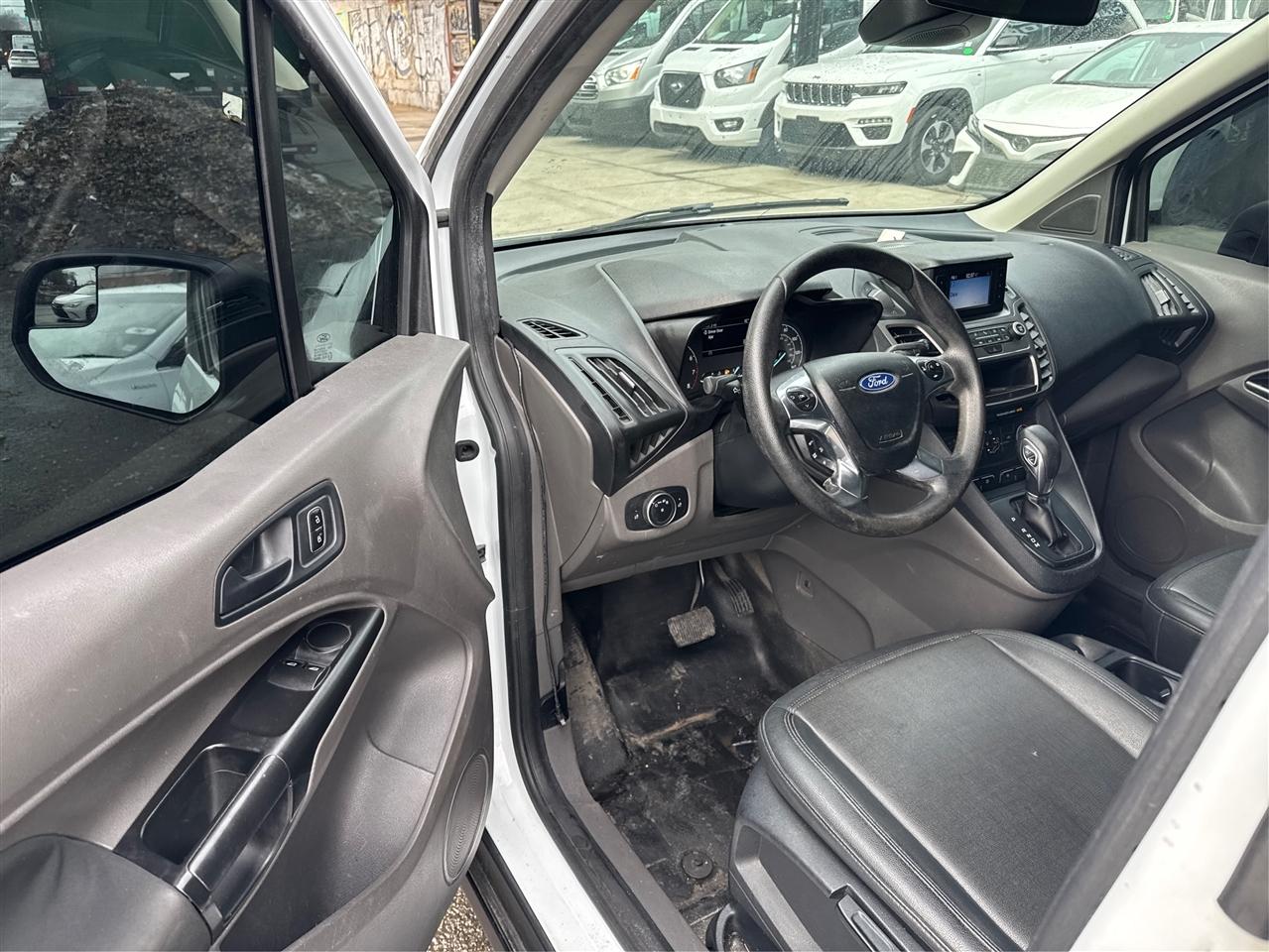 Ford Transit Connect Van XL LWB w/Rear Symmetrical Doors 2020