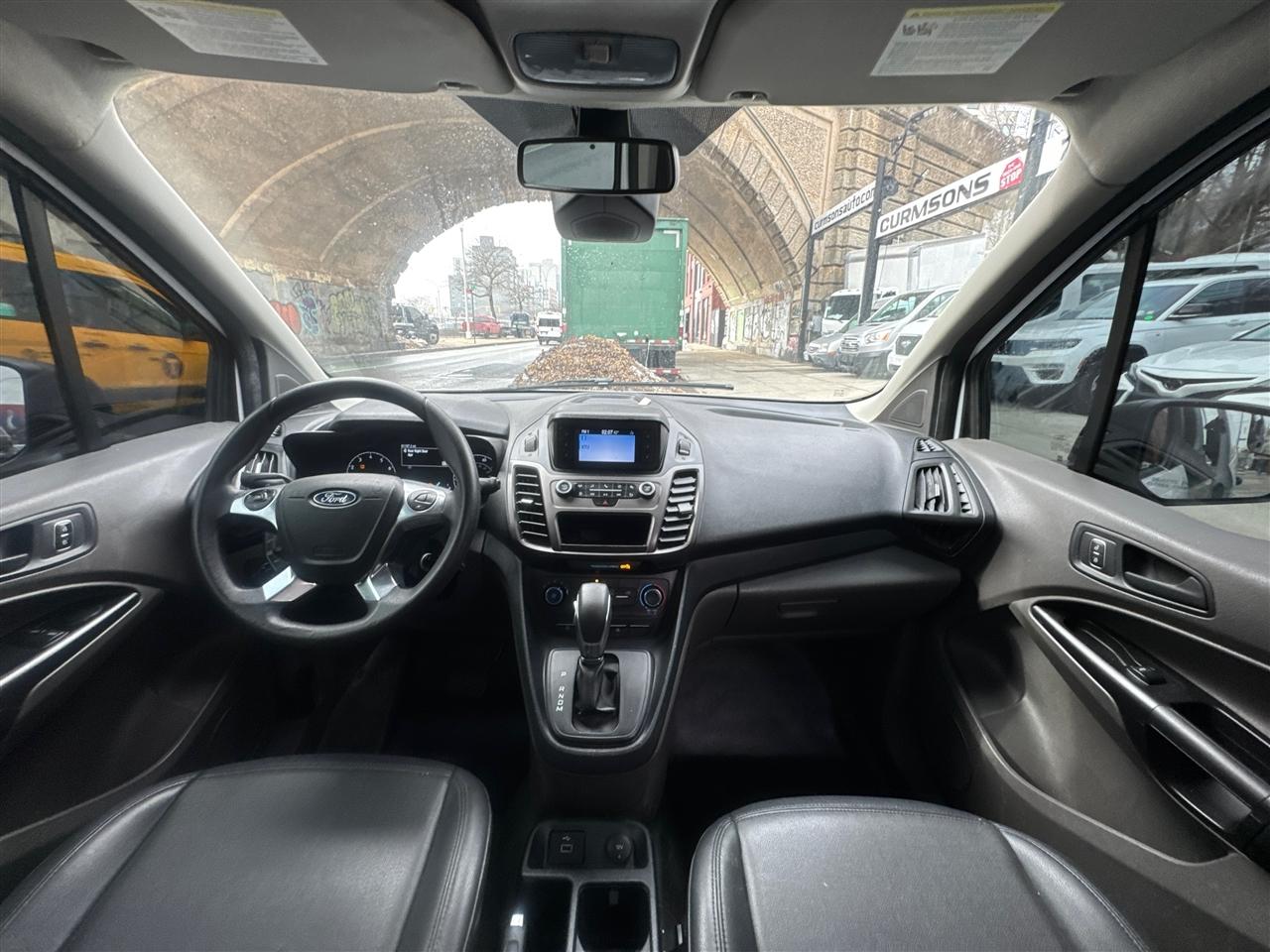 Ford Transit Connect Van XL LWB w/Rear Symmetrical Doors 2020