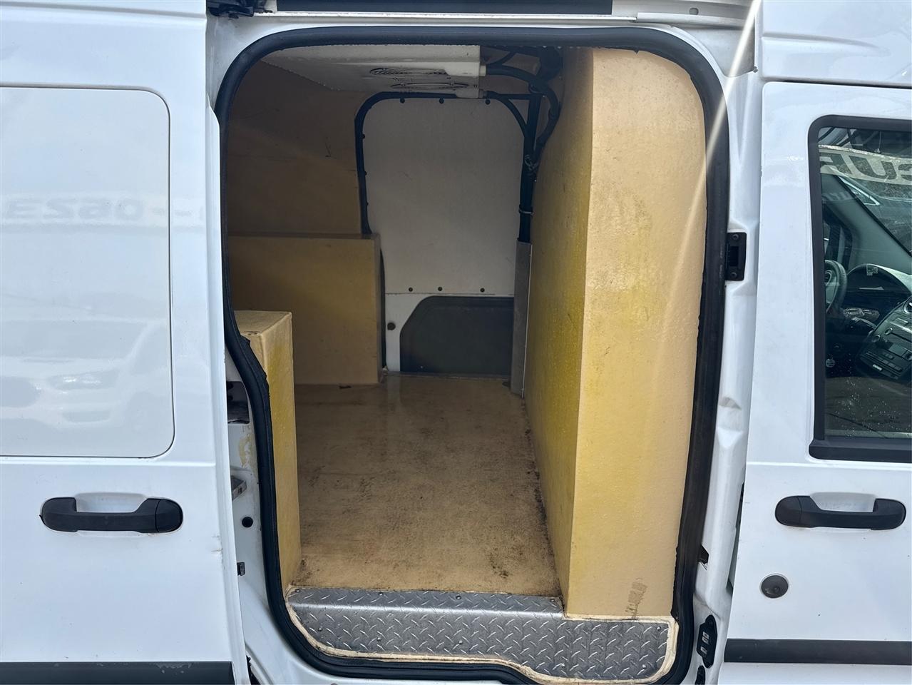 Ford Transit Connect 114.6" XLT w/o side or rear door glass 2013