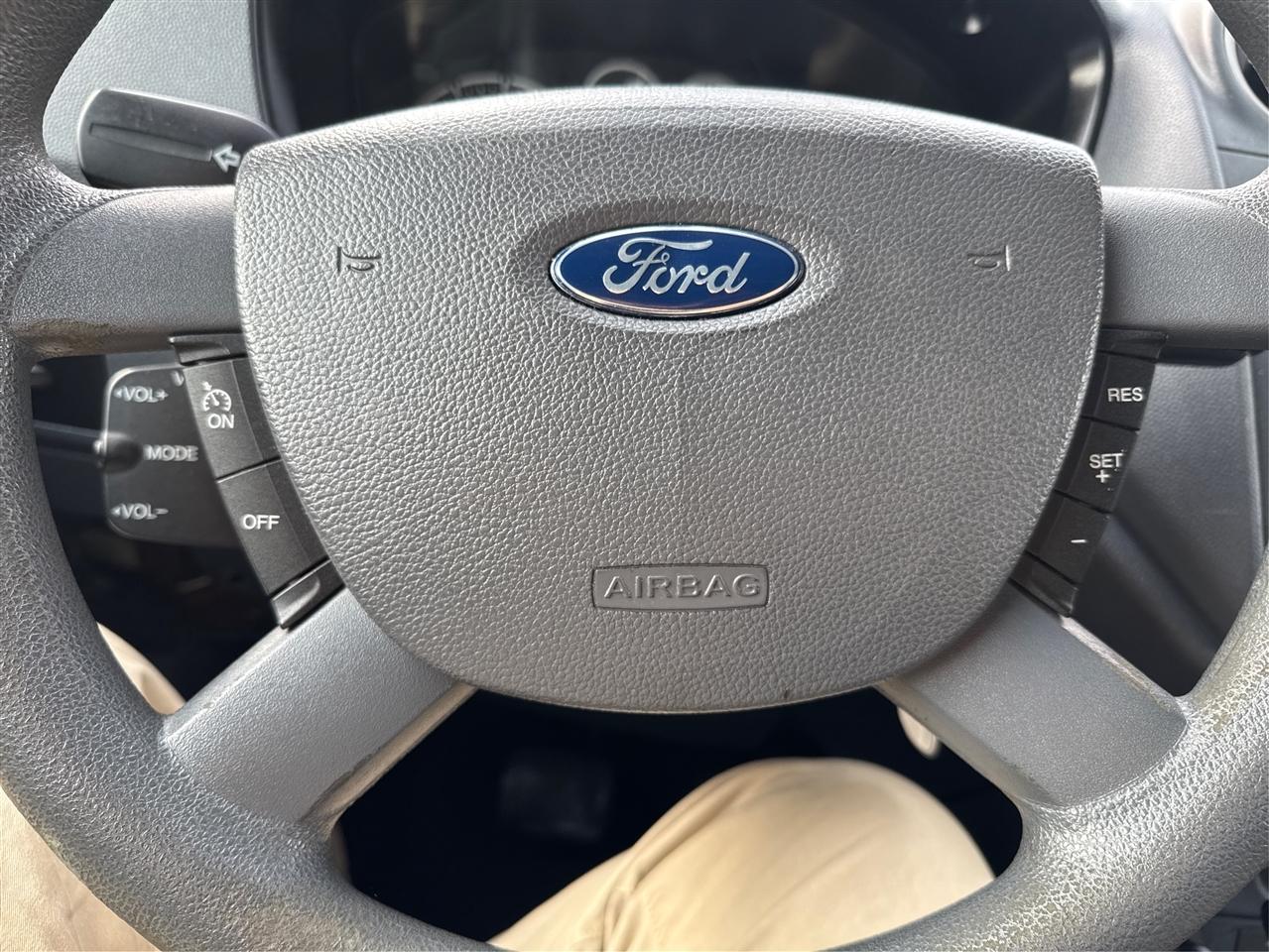 Ford Transit Connect 114.6" XLT w/o side or rear door glass 2013