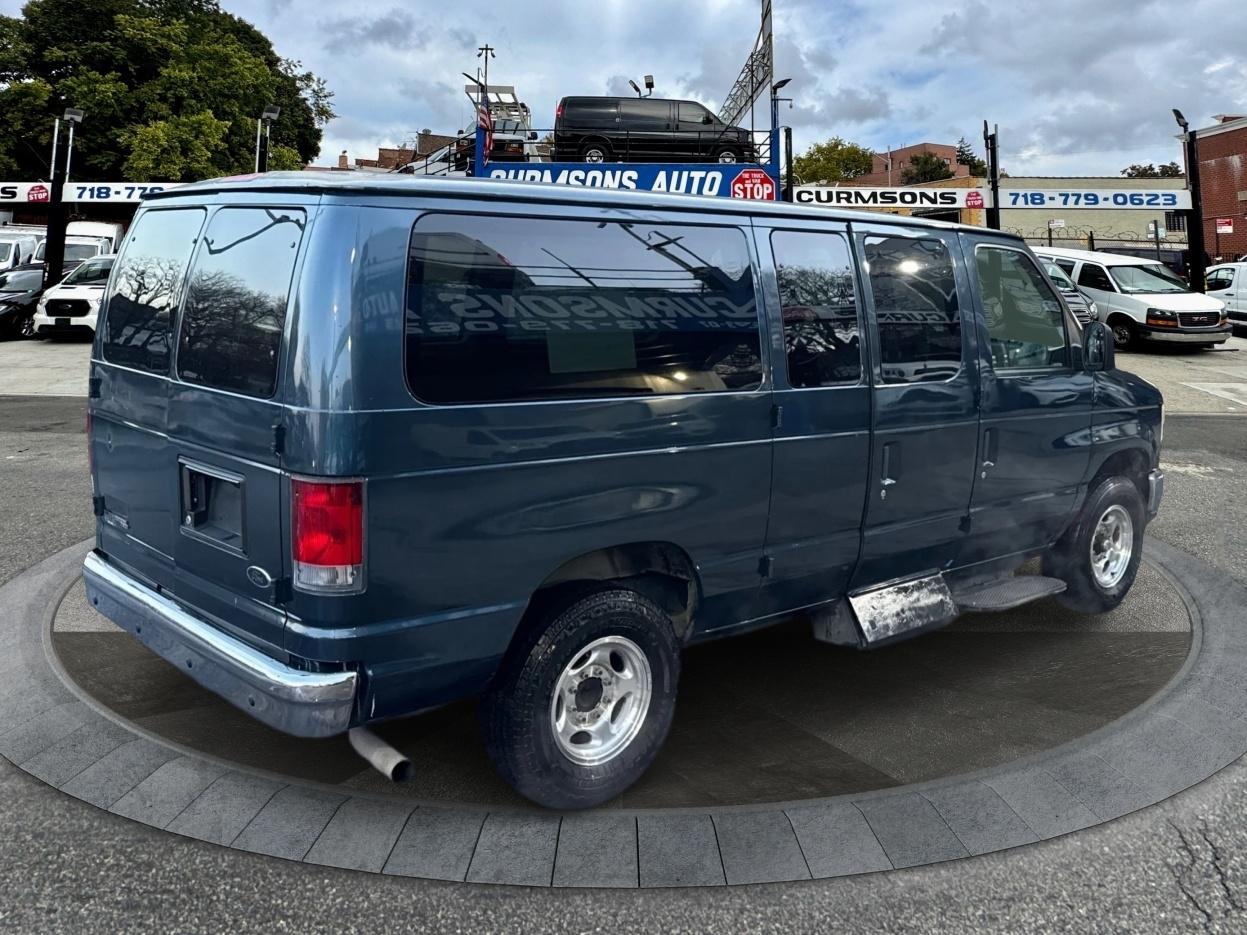 Ford Econoline Cargo Van E-250 2014