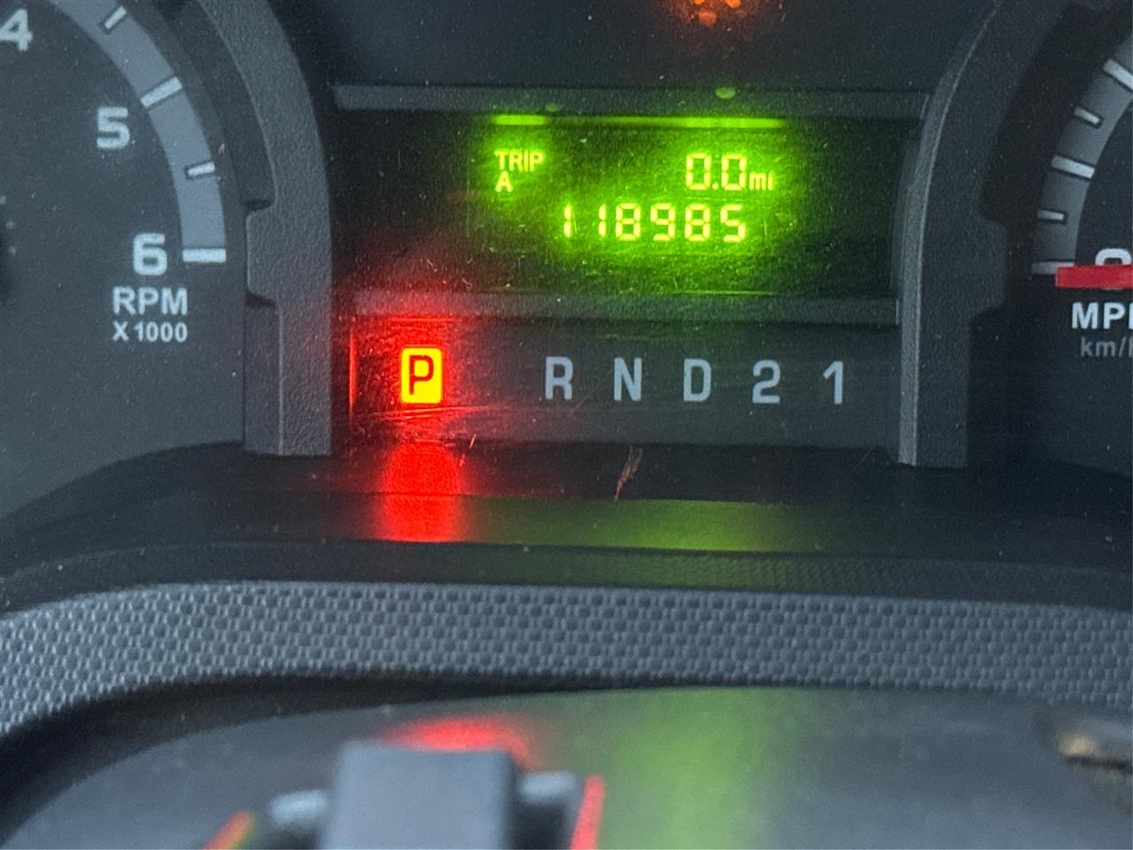 Ford Econoline Cargo Van E-250 2014