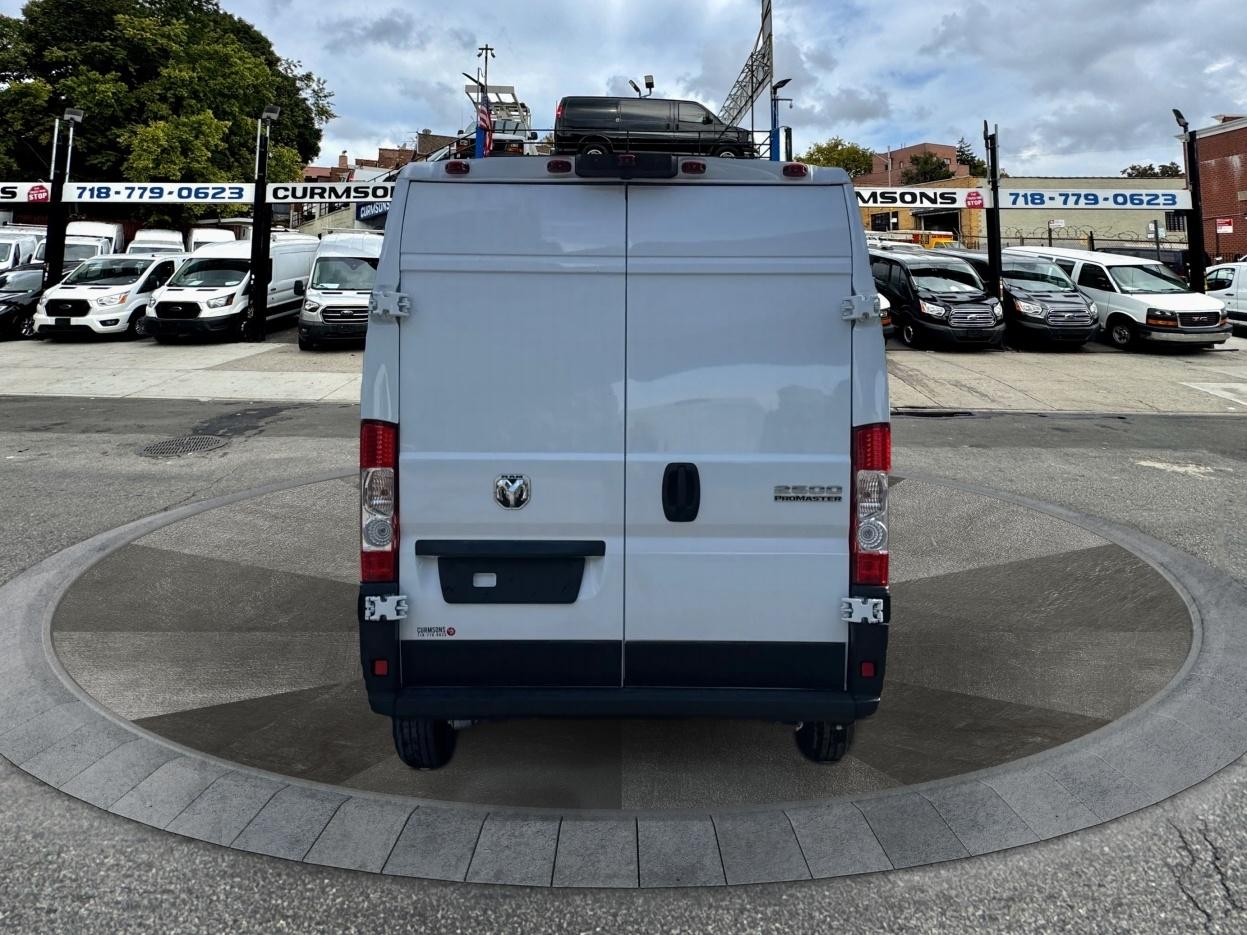 RAM ProMaster Cargo Van Tradesman 2500 High Roof 136" WB w/Pass Seat 2024
