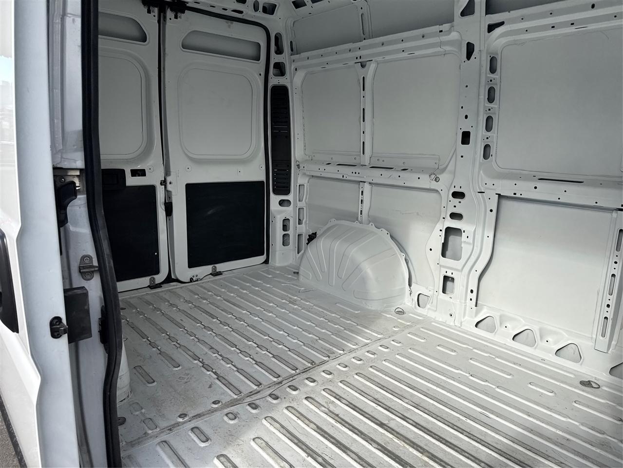 RAM ProMaster Cargo Van Tradesman 2500 High Roof 136" WB w/Pass Seat 2024