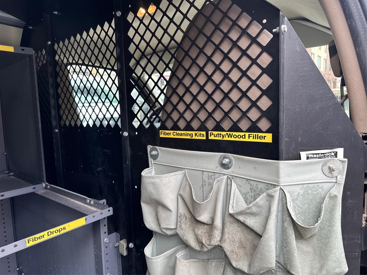 Chevrolet Express Cargo Van RWD 2500 135" 2011