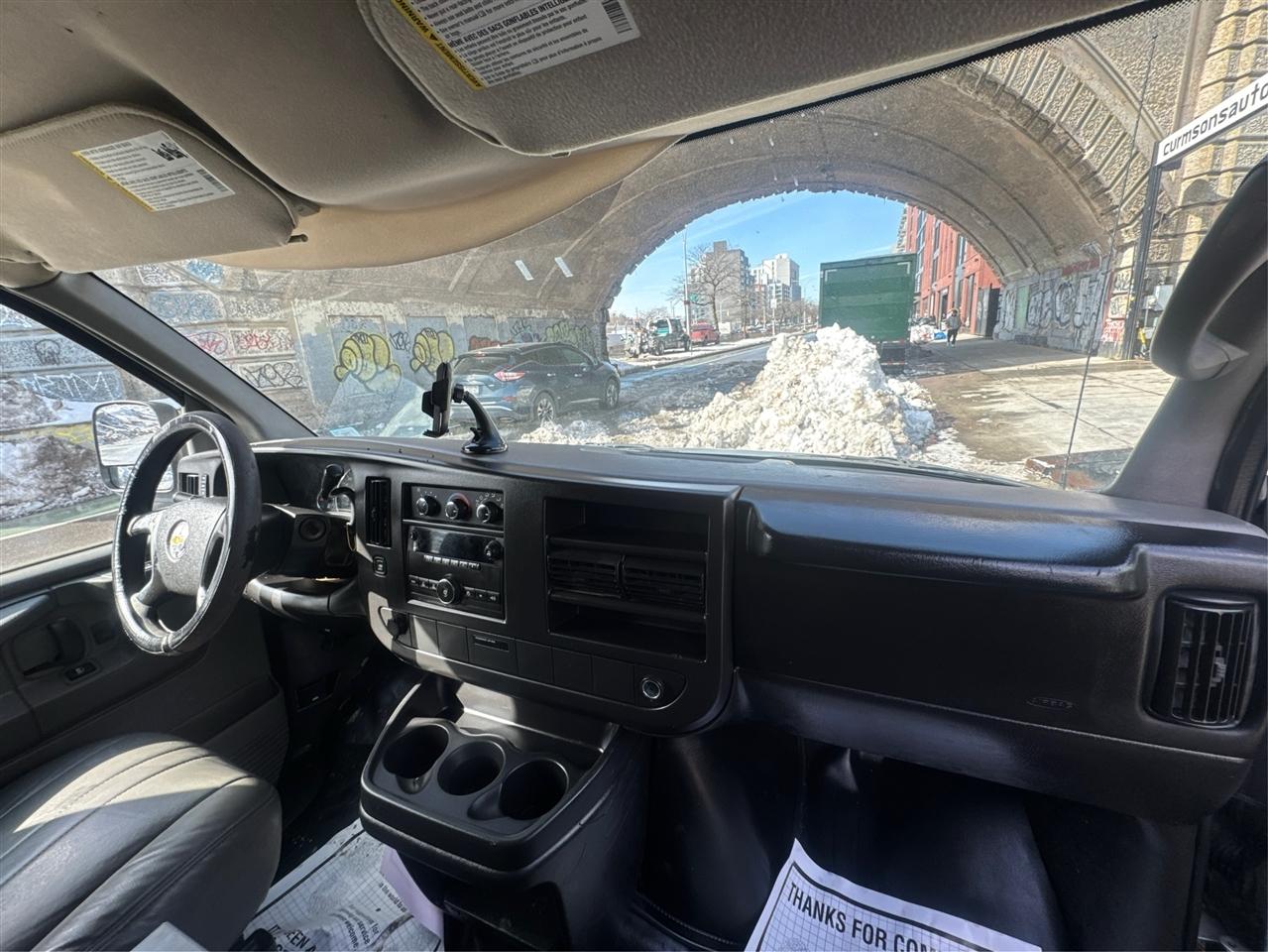 Chevrolet Express Cargo Van RWD 1500 135" 2010