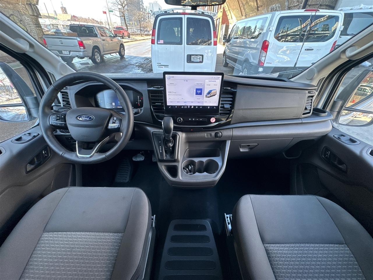 Ford Transit Passenger Wagon T-350 148" Med Roof XLT RWD 2026