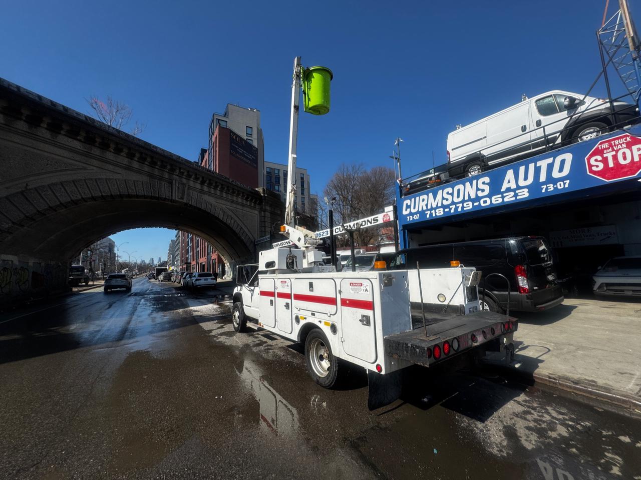 GMC Classic Sierra 3500 HD Reg Cab 159.5" WB C5B 2000