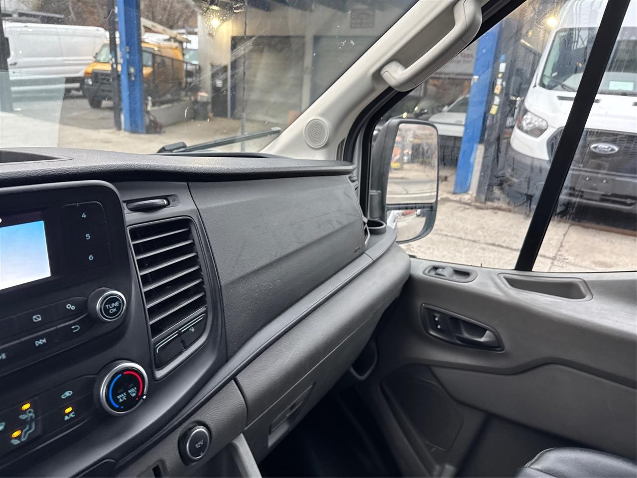 Ford Transit Cargo Van T-250 148" EL Hi Rf 9070 GVWR RWD 2021