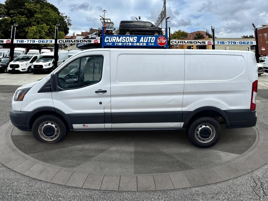 Ford Transit Van T-250 130" Low Rf 9000 GVWR Swing-Out RH Dr 2017