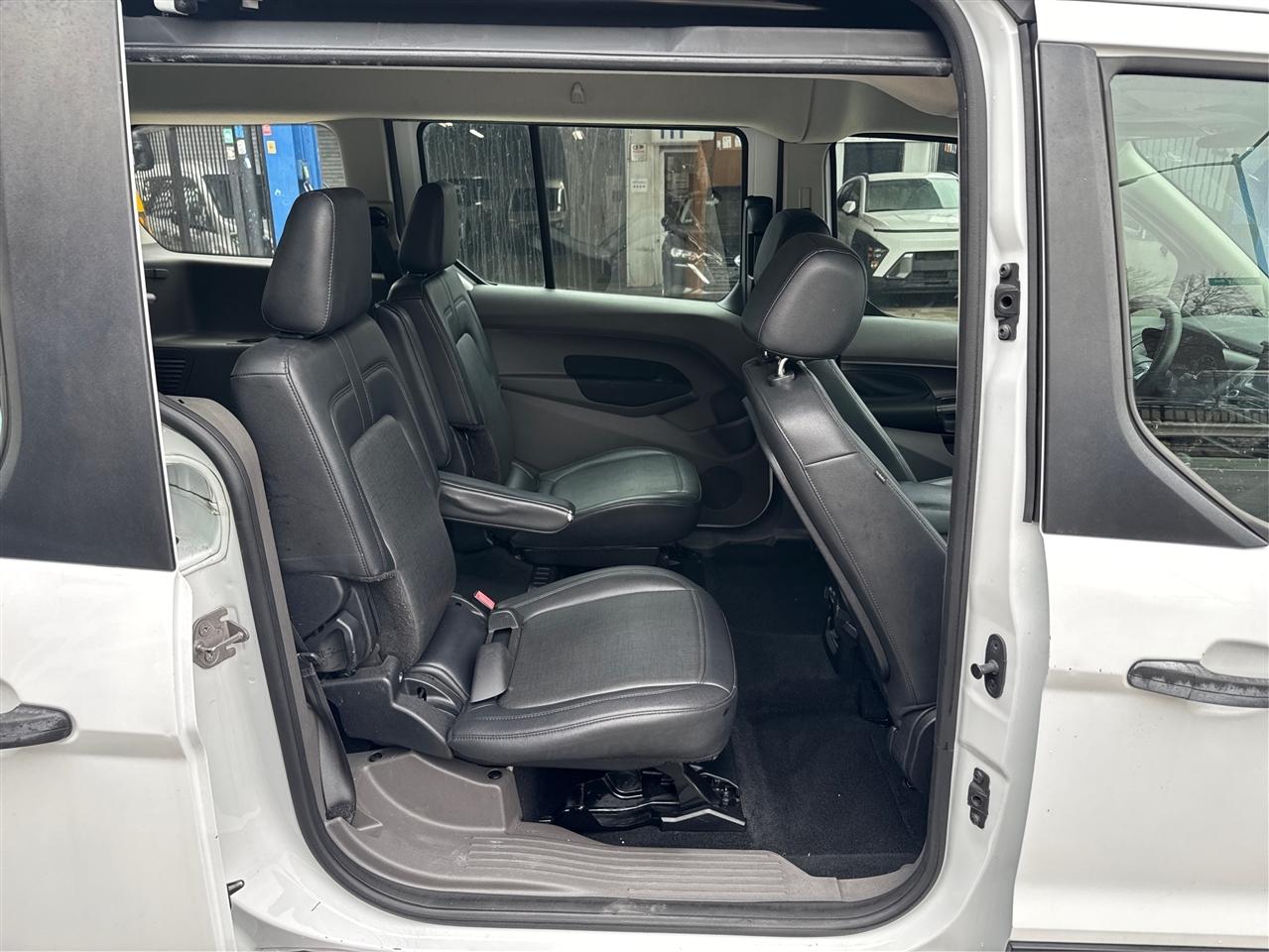 Ford Transit Connect Wagon XL LWB w/Rear Symmetrical Doors 2019