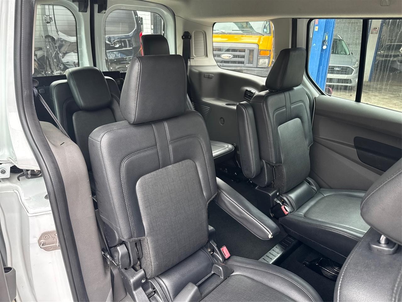 Ford Transit Connect Wagon XL LWB w/Rear Symmetrical Doors 2019