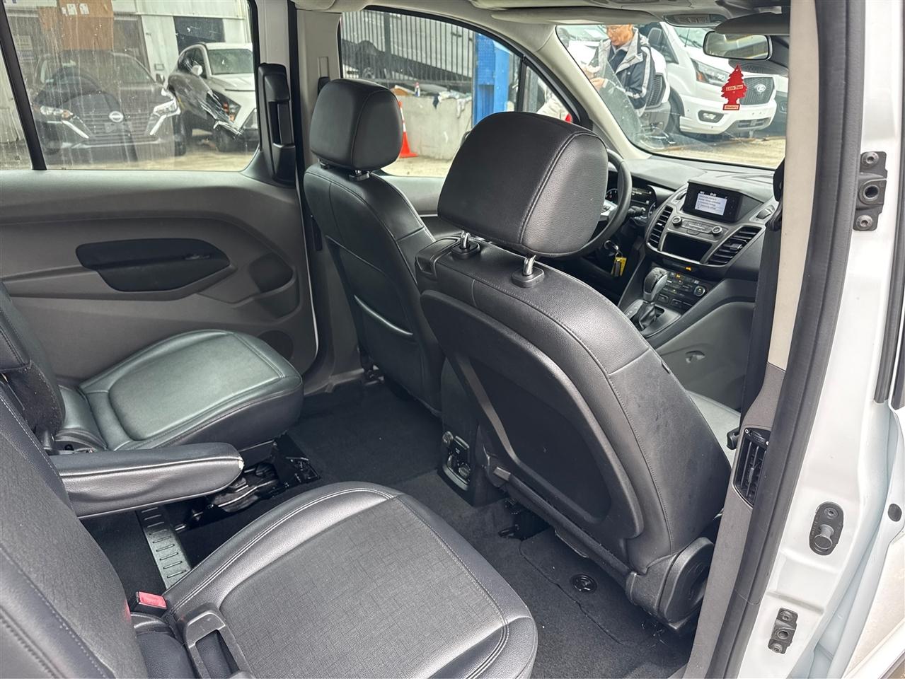Ford Transit Connect Wagon XL LWB w/Rear Symmetrical Doors 2019