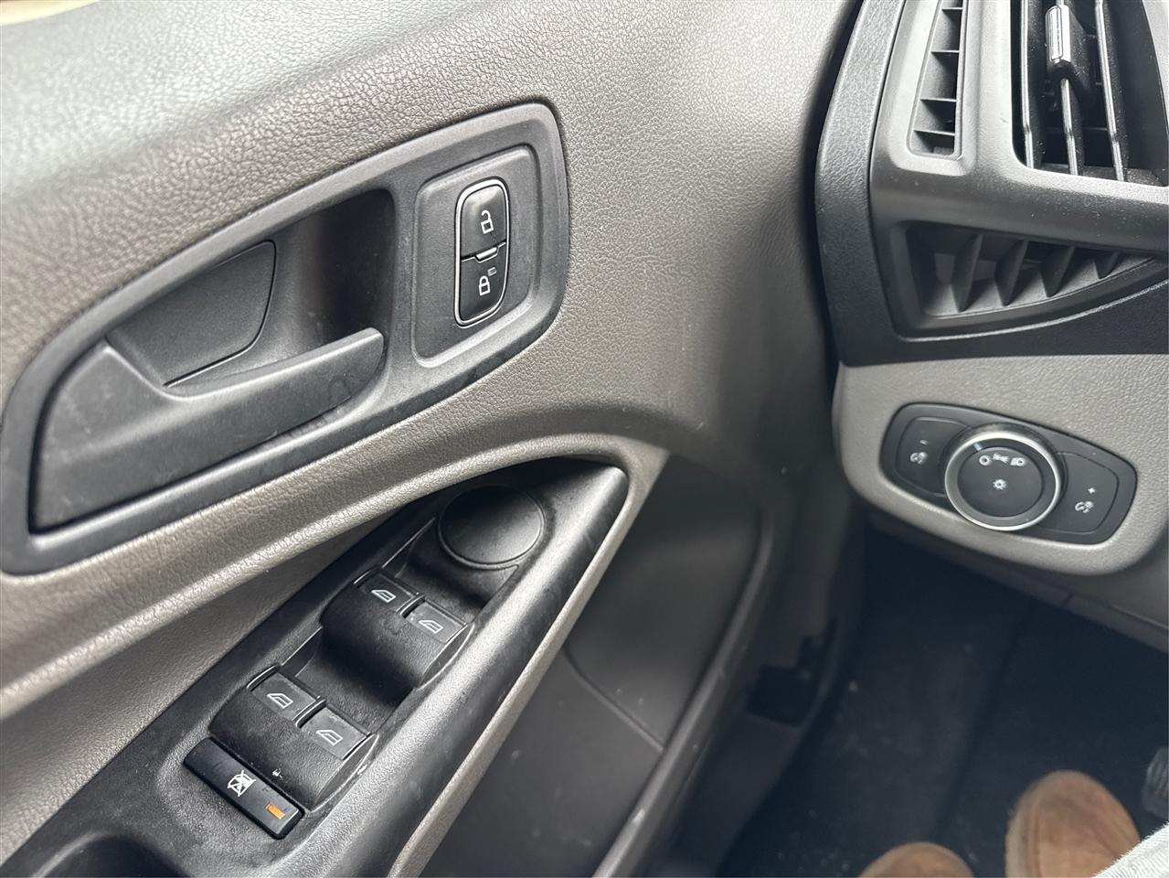 Ford Transit Connect Wagon XL LWB w/Rear Symmetrical Doors 2019