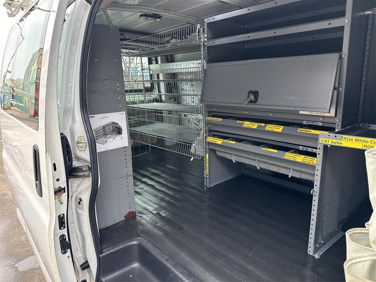 Chevrolet Express Cargo Van RWD 2500 135" 2017