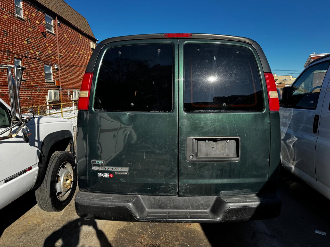 Chevrolet Express Cargo 3500 2010