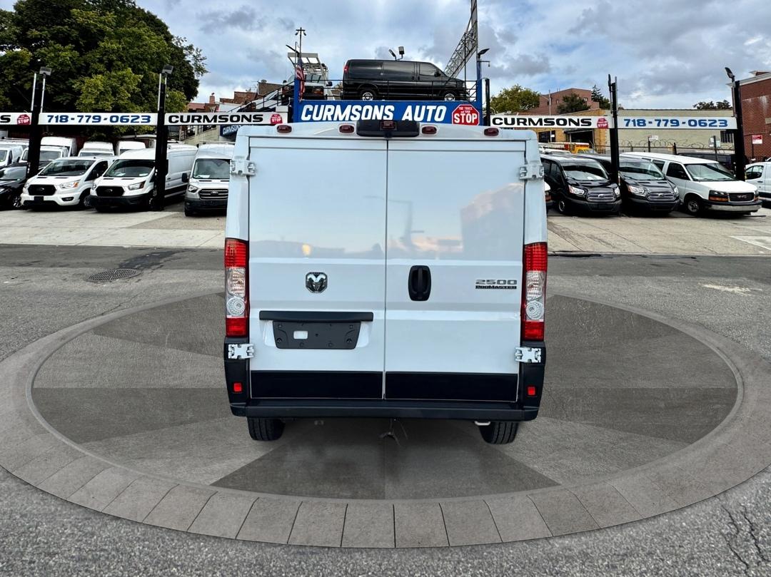RAM ProMaster Cargo Van Tradesman 2500 Low Roof 136" WB w/Pass Seat 2025