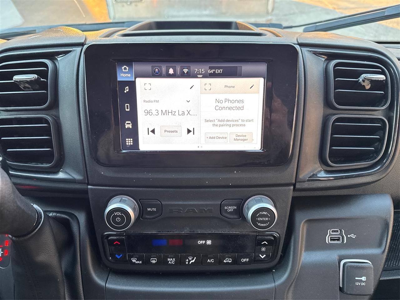 RAM ProMaster Cargo Van Tradesman 2500 Low Roof 136" WB w/Pass Seat 2025