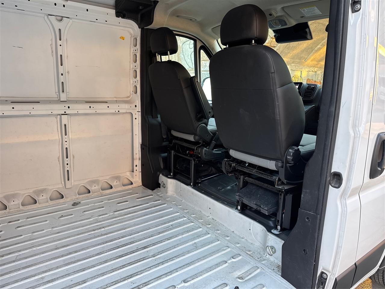 RAM ProMaster Cargo Van Tradesman 2500 Low Roof 136" WB w/Pass Seat 2025