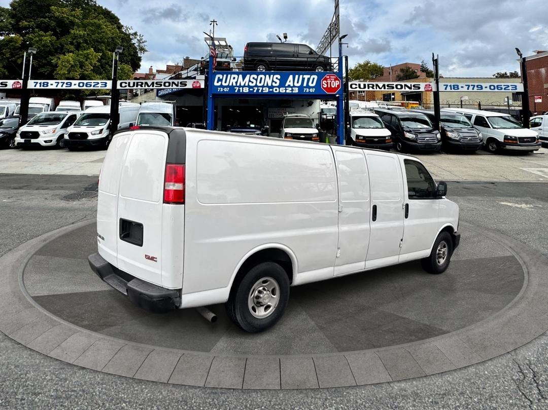 GMC Savana Cargo Van RWD 3500 155" 2017