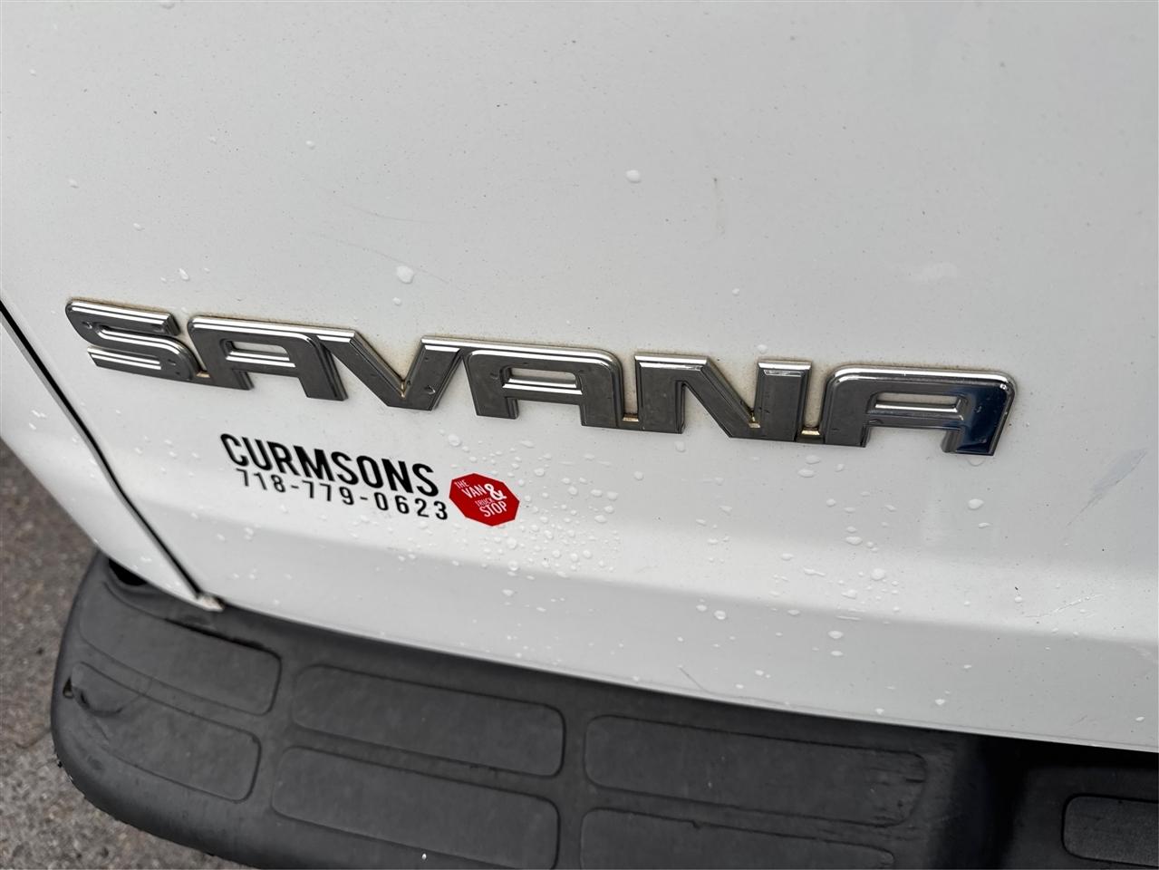 GMC Savana Cargo Van RWD 3500 155" 2017