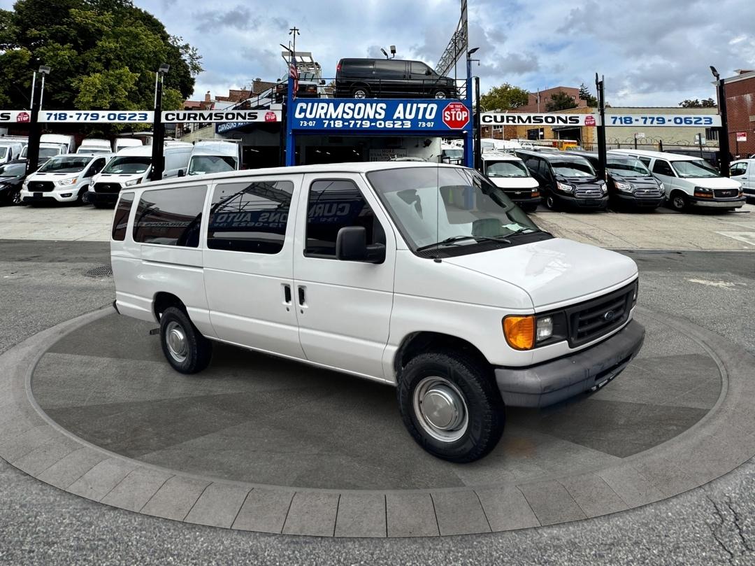2006 Ford Econoline Wagon E-350 Super Ext XLT