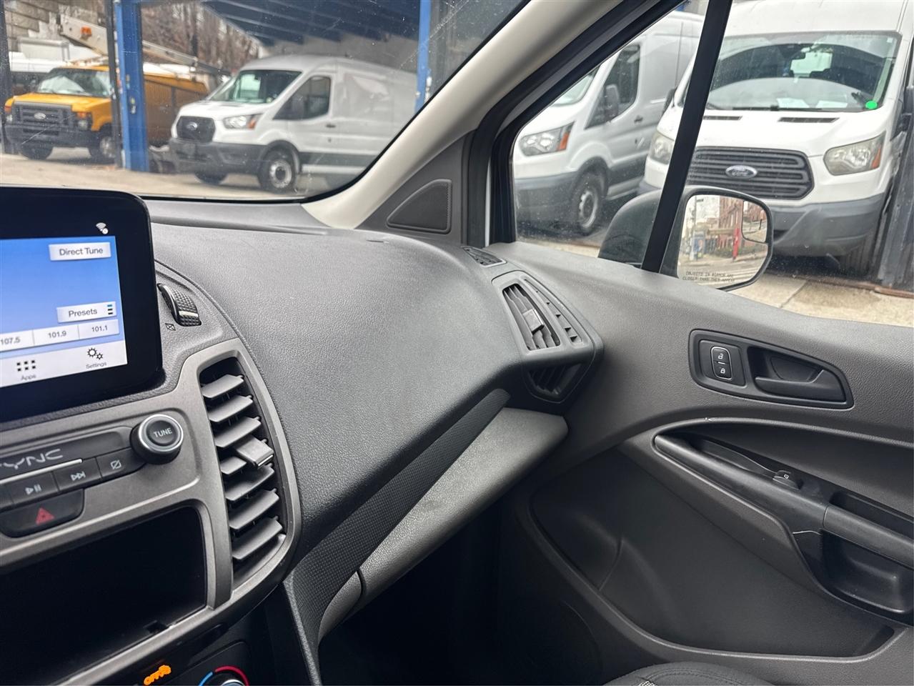 Ford Transit Connect Van XL LWB w/Rear Symmetrical Doors 2019