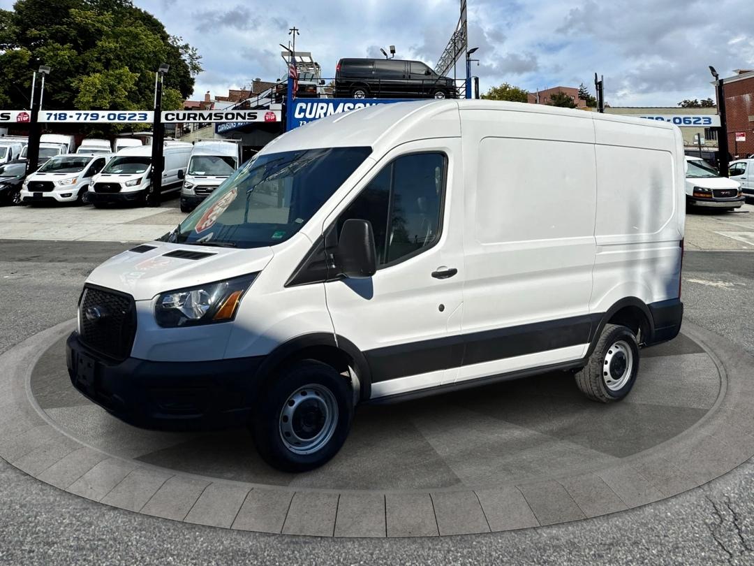 Ford Transit Cargo Van T-250 130" Med Rf 9070 GVWR RWD 2023
