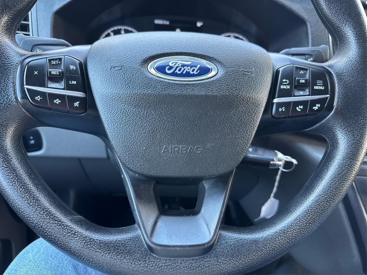 Ford Transit Cargo Van T-250 130" Med Rf 9070 GVWR RWD 2023